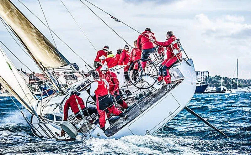 万向娱乐官网登录入口美团探索足球运动鞋鞋底的多种类型及特点